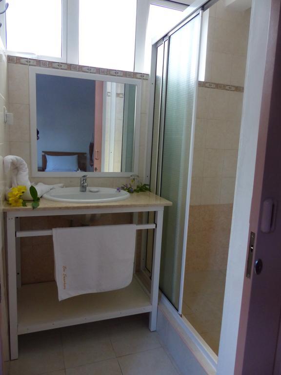 Residence Les Lauriers Гранд Байе Стая снимка